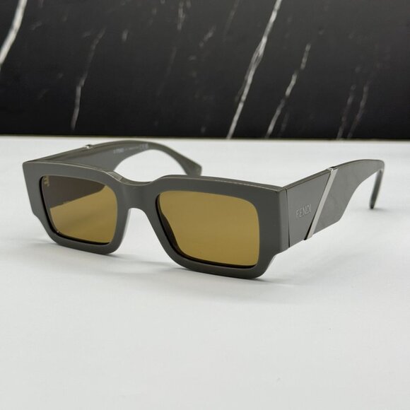 NEW FE40131I 20E FENDI SQUARE BROWN MEN FENDI SUNGLASSES - Picture 6 of 12